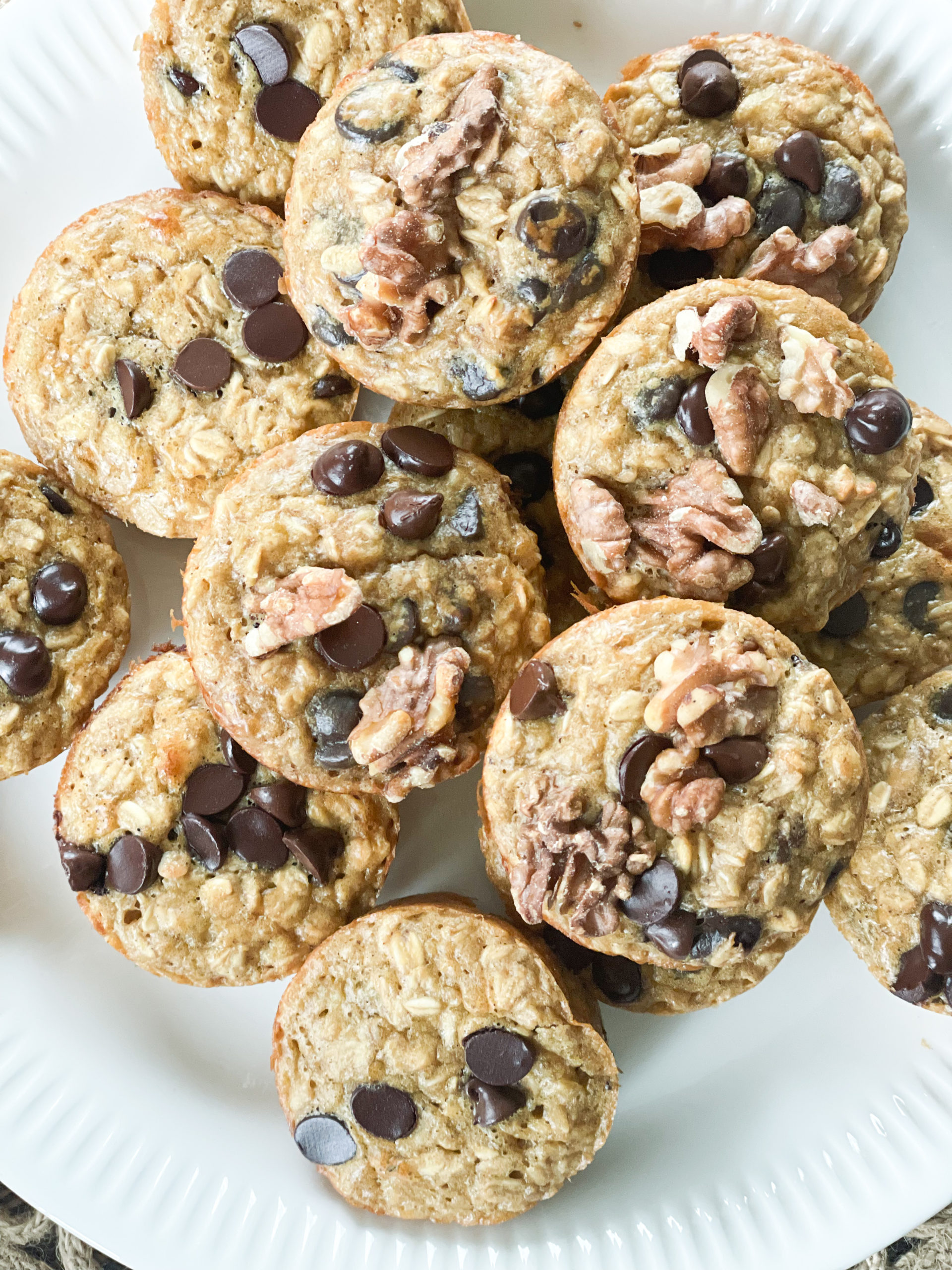 Banana Peanut Butter Oatmeal Cups