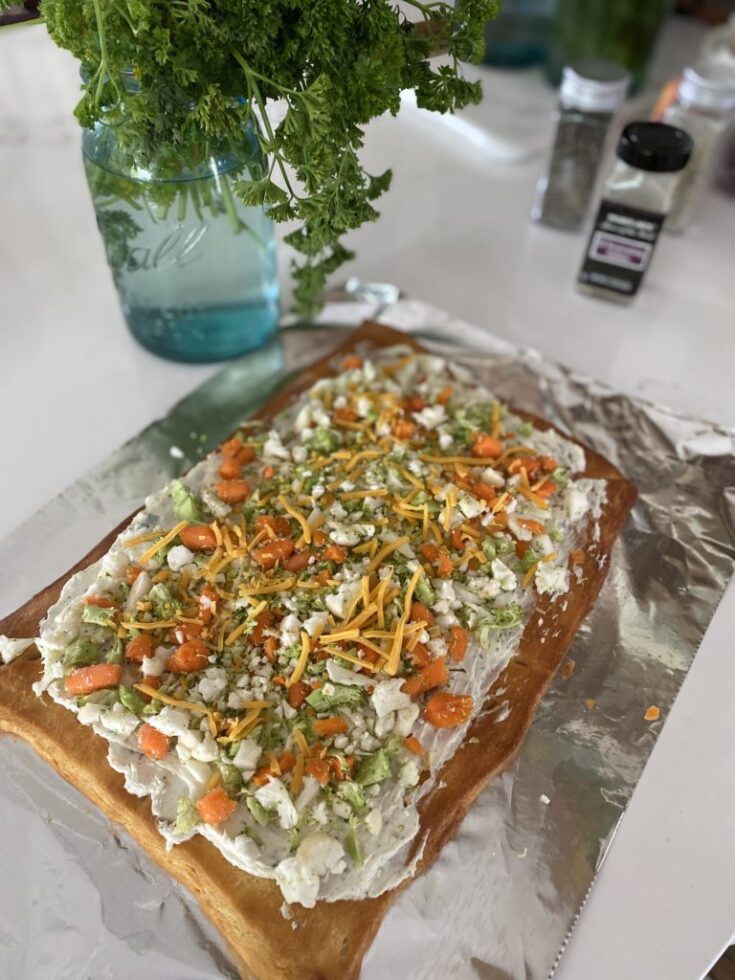 Crescent Veggie Pizza 