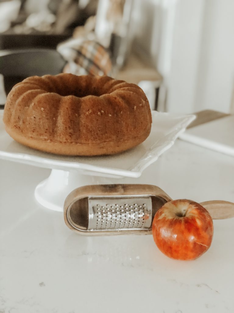 Aunt Kathy’s Spiced Applesauce Cake