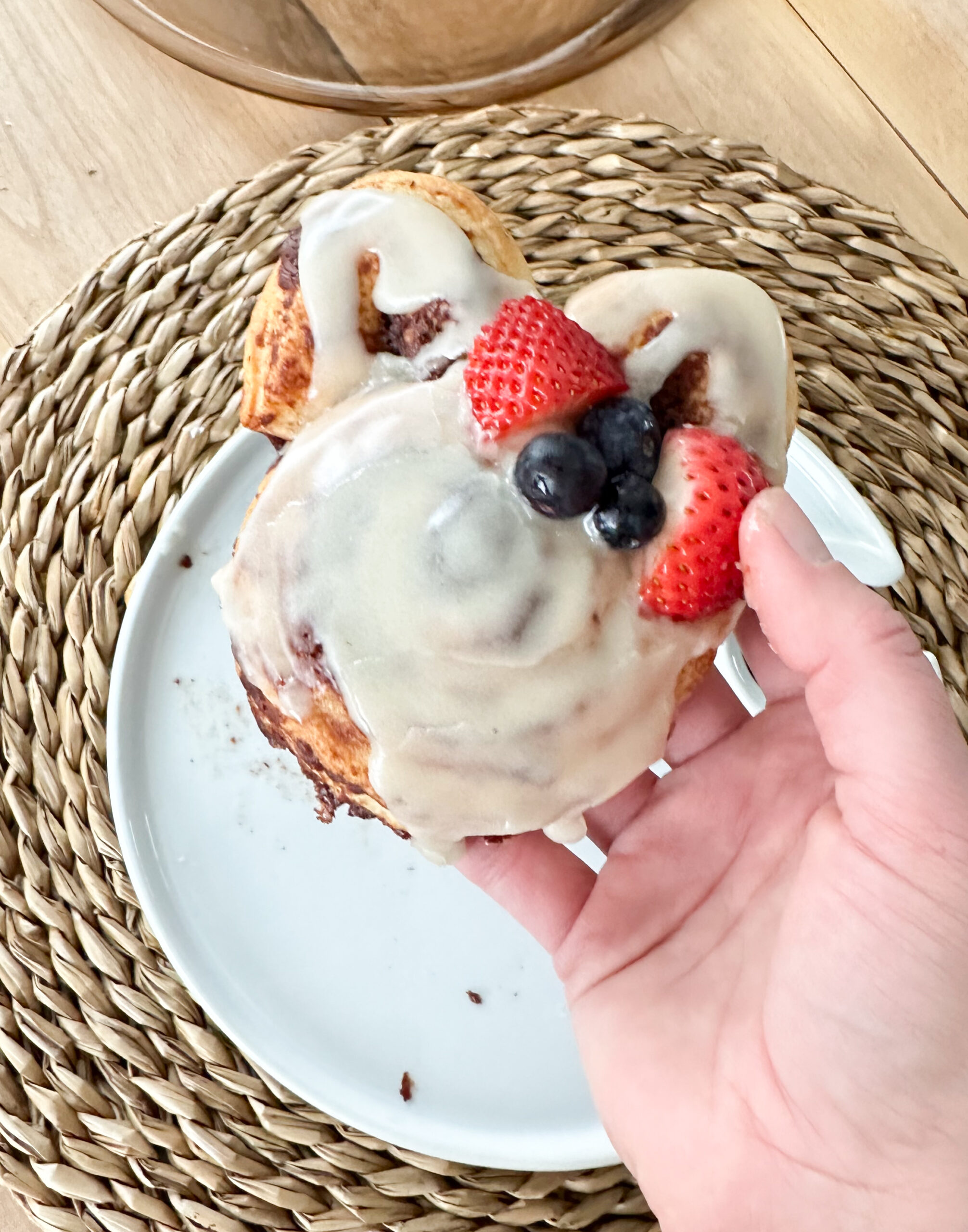 Easter Bunny Cinnamon Rolls