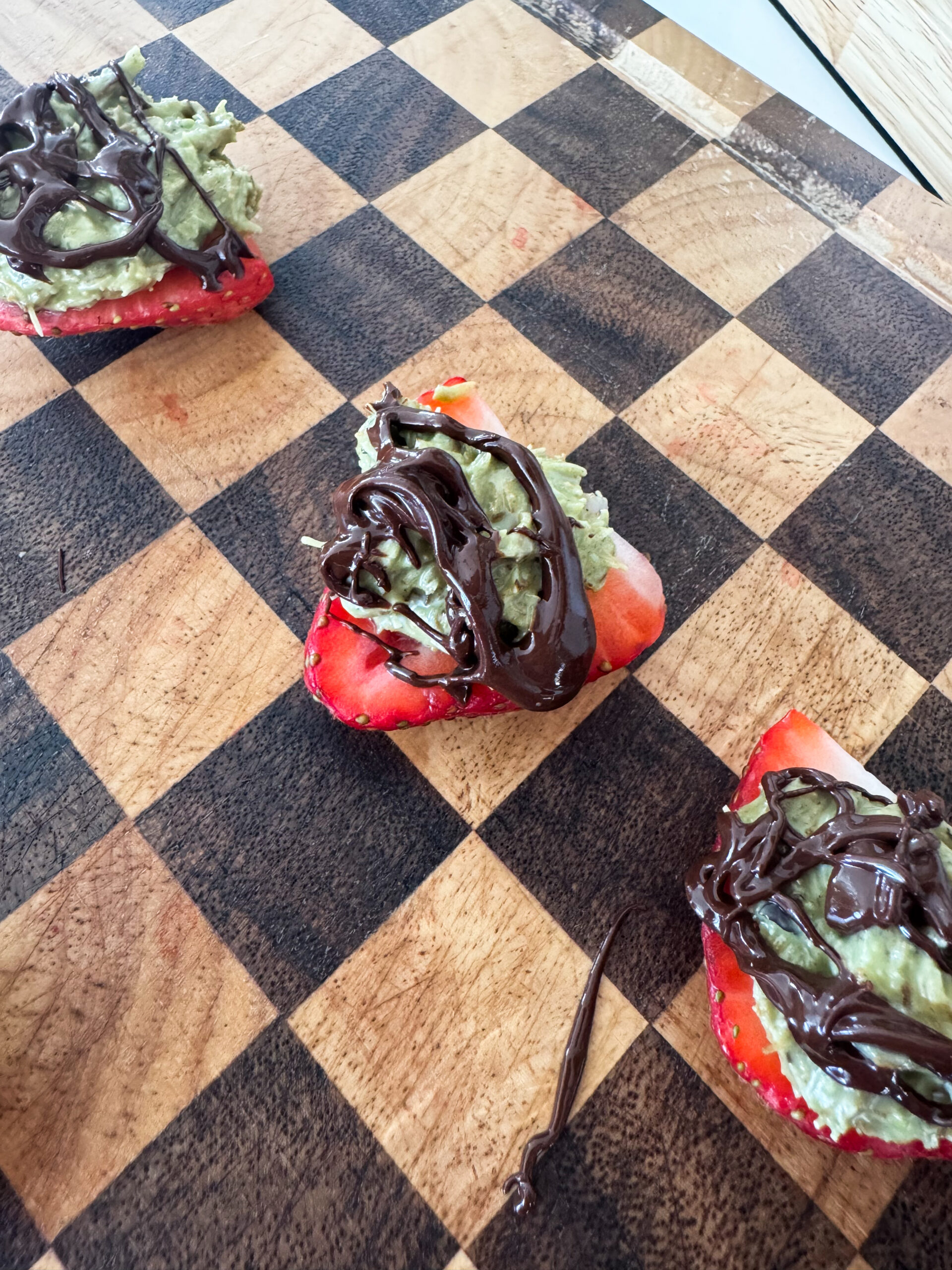 Dubai Chocolate Deviled Strawberries 