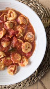 One Pot Tomato Pasta