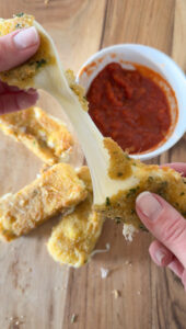 mozzarella stick cheese pull