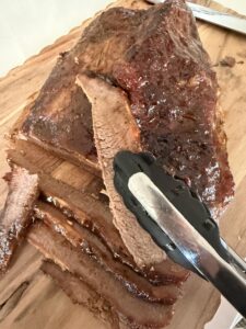 slicing the meat