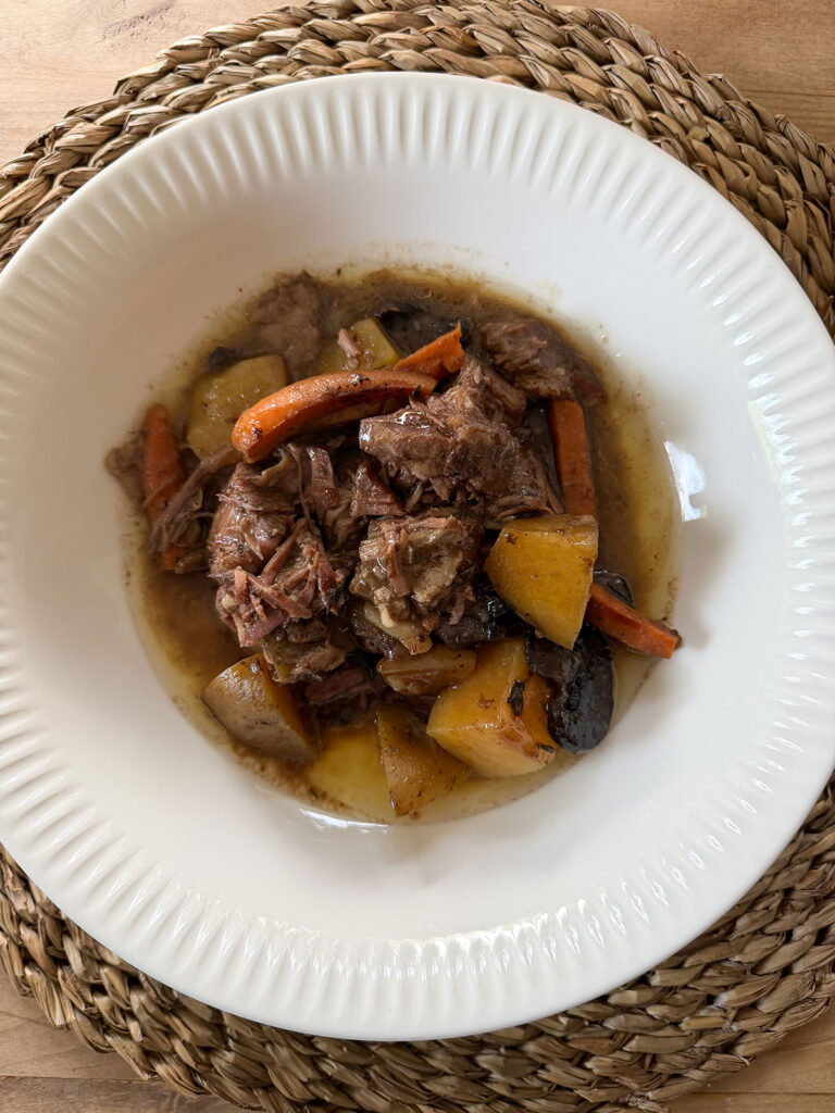 crockpot pot roast in while bowl