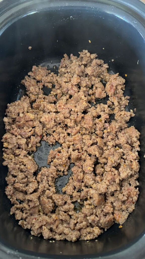 browned sausage in slow cooker